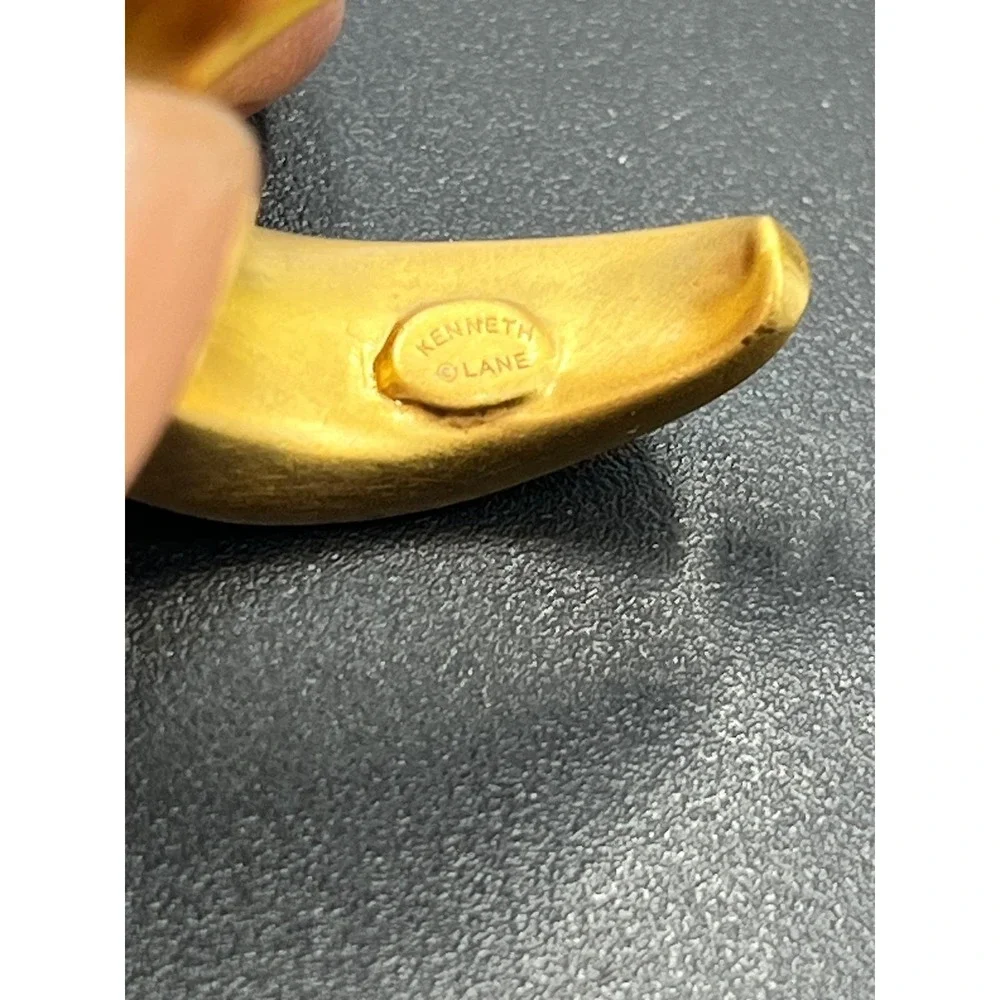 Kenneth Lane KJL Vintage Gold Tone Wider Hoop Clip on Earring  * Single - Picture 12 of 13
